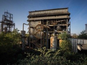 a-rare-look-inside-the-abandoned-factory-that-caused-the-worst-industrial-disaster-in-history