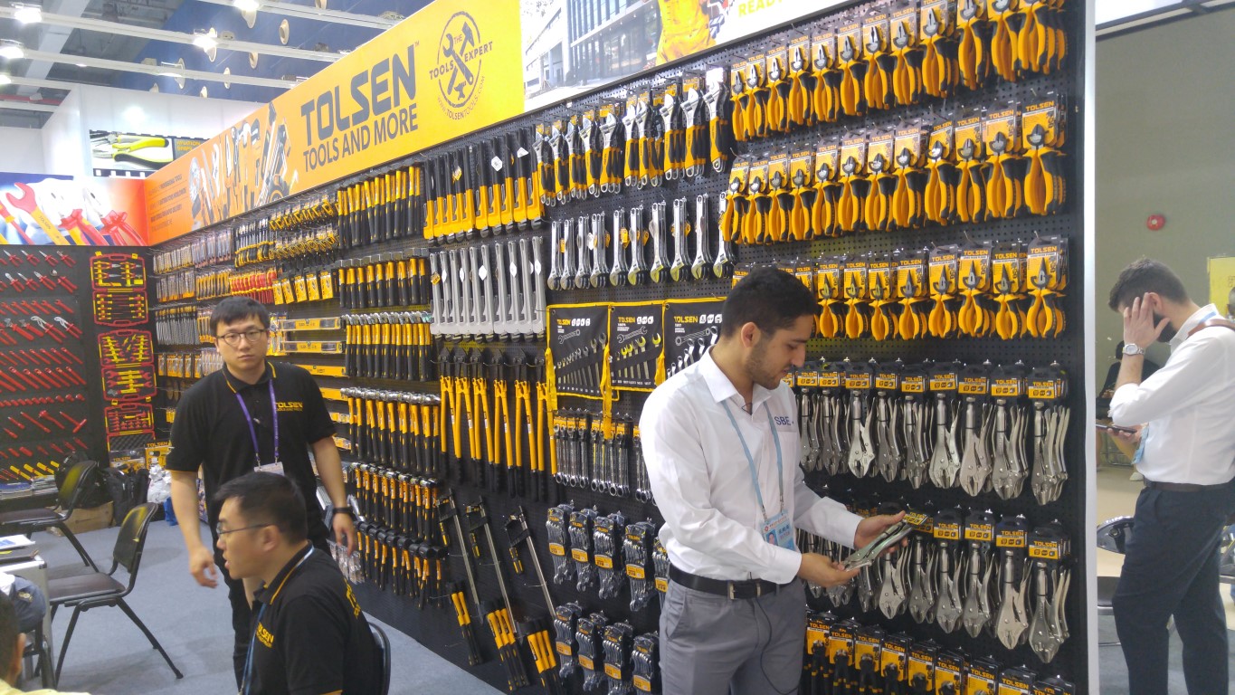 Sourcing Agent at the canton fair